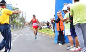 Pedro Rodríguez dominó el 21K del Día del Running en Iquique