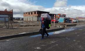 Alcalde de Colchane dice que cerca de 500 migrantes entran cada día a Chile: "Pasan como Pedro por su casa" [FOTOS]